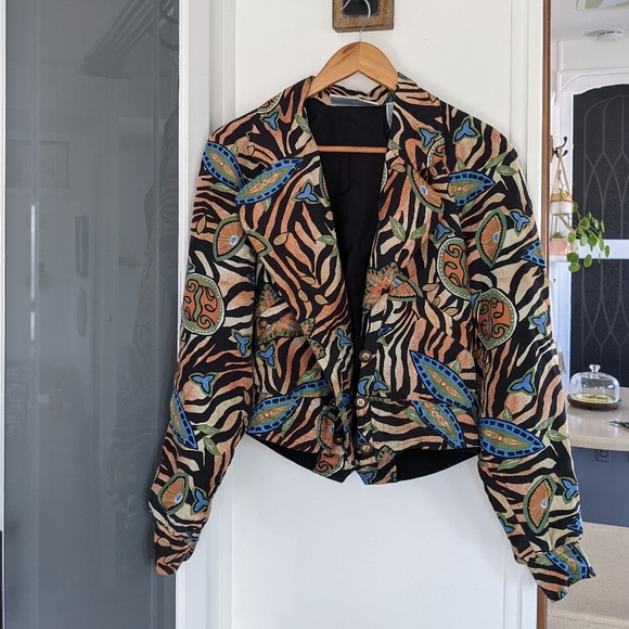 Vintage silk cropped double breasted blazer/jacket - Picture 6 of 11